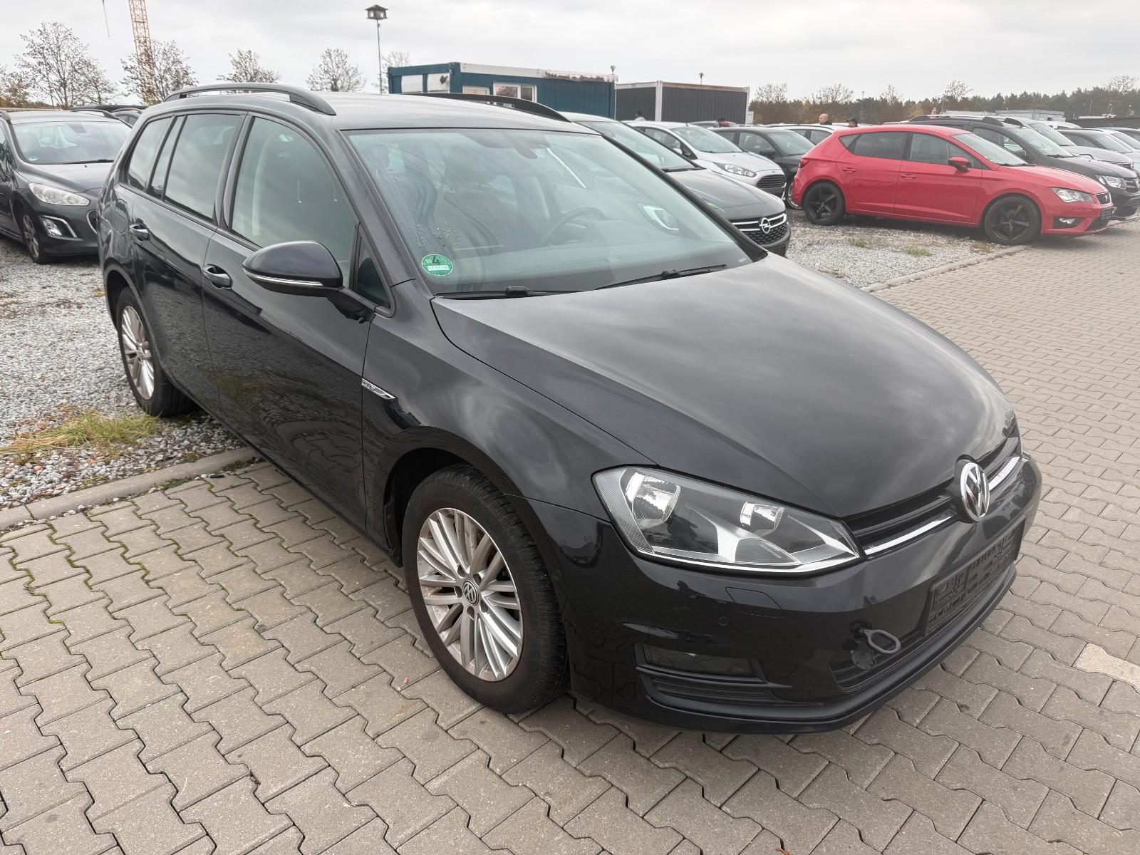 Volkswagen Golf 2015 — interior