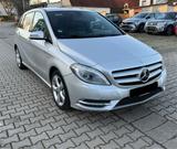 Mercedes-Benz Mercedes b Klasse 180 Xenon Navi PDC Leder... - Mercedes-Benz B 180 in Halle