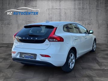 Volvo V40 Kinetic*LED*TEMPOMAT*SOUND*PDC*1.HAND*TOP