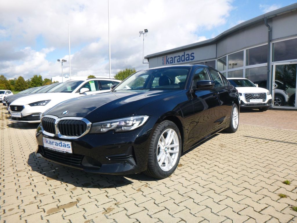 BMW 320 i Lim >AUT/NAV/LED/TEMP/Sitzheiz<