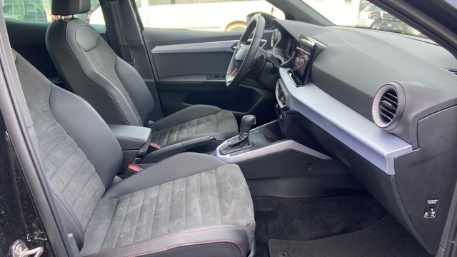 Fahrzeugabbildung Seat Arona 1.0TSi FR Autom. NAVI+RFK, PDC, Mod. 2024