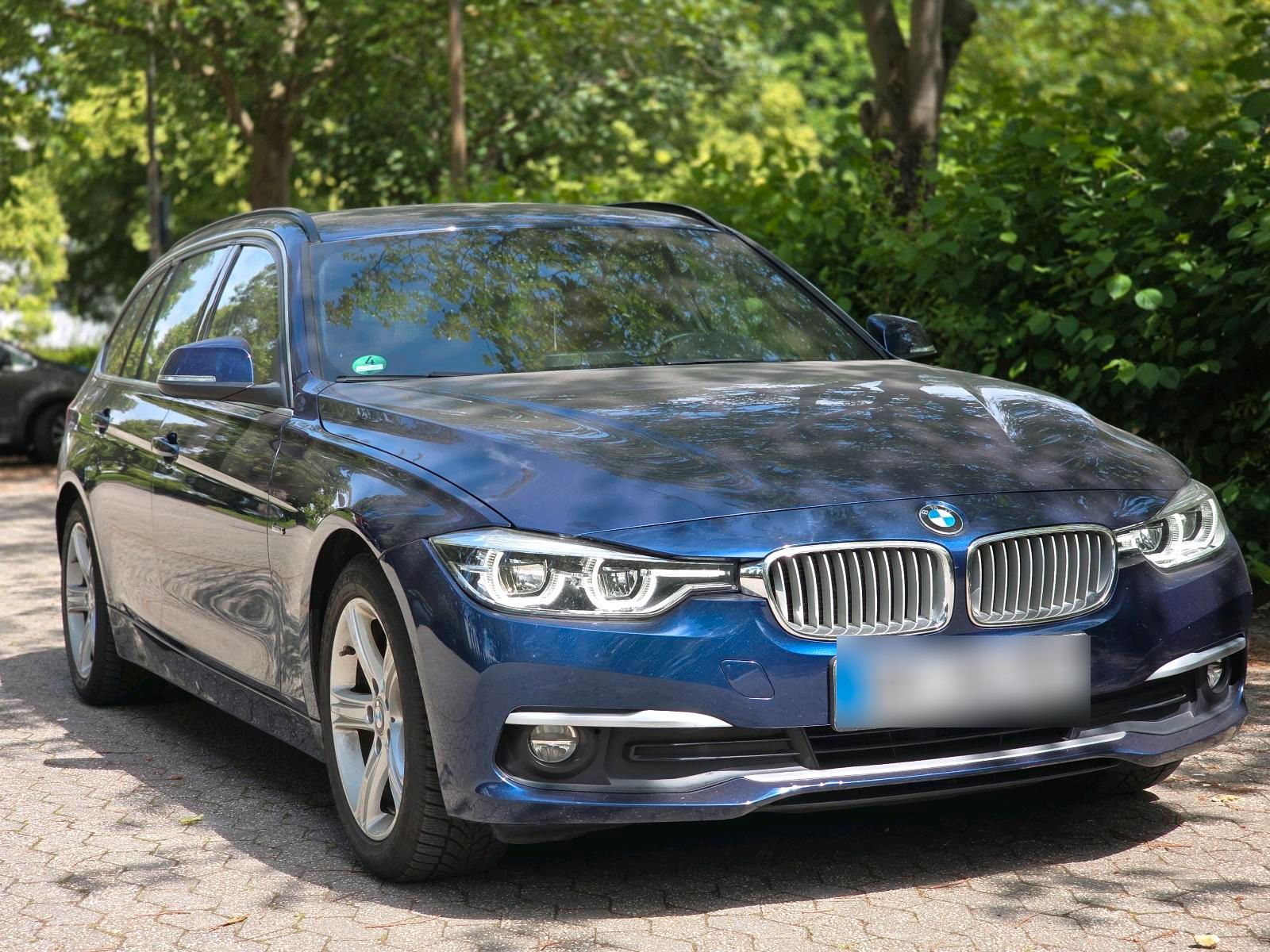 BMW BMW 320D LUXURY LINE