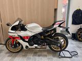 Yamaha YZF R1 RN65 WGP 60th Anniversary - YAMAHA WEIß R6
