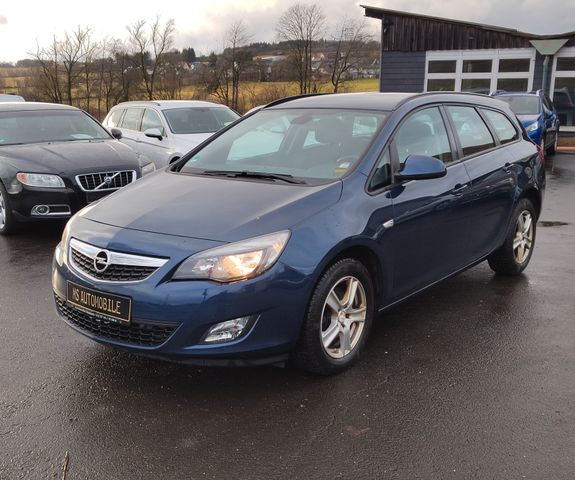 Opel Astra J Sports Tourer Sport