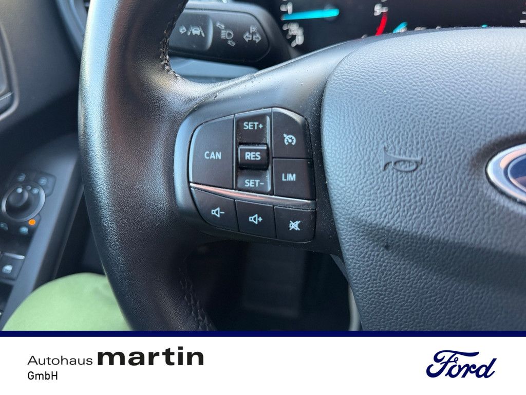 Fahrzeugabbildung Ford Focus 1.5 EcoBlue Active SHZ NAVI AHK FACEL. LED