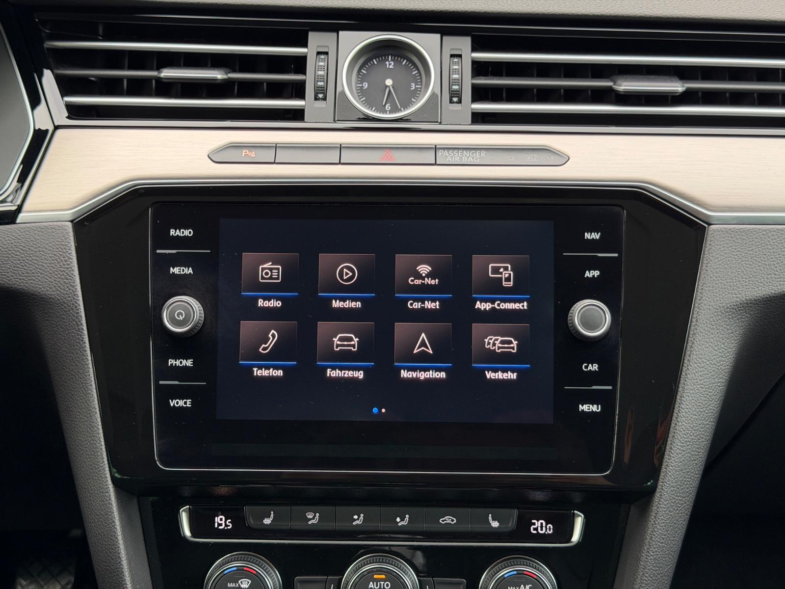 Volkswagen Passat Variant Highline/2,0 TDI 150PS/88120km/!