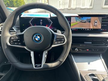 BMW 330e xDrive M Sportpaket Head-Up HiFi DAB LED