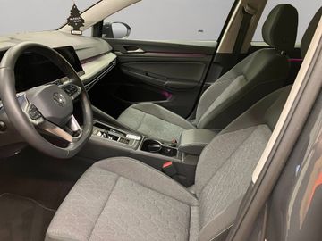 Volkswagen Golf - 9
