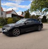 Alfa Romeo Giulia 2.2 Diesel 16V 154 kW AT8-Q4 Veloce V... - Alfa Romeo Giulia: Veloce