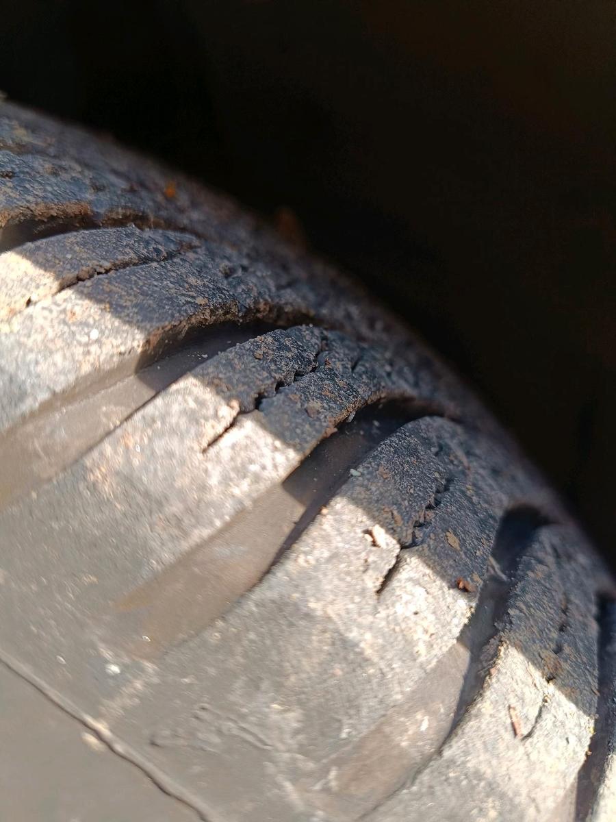 Volvo V70 2005 — photo 14