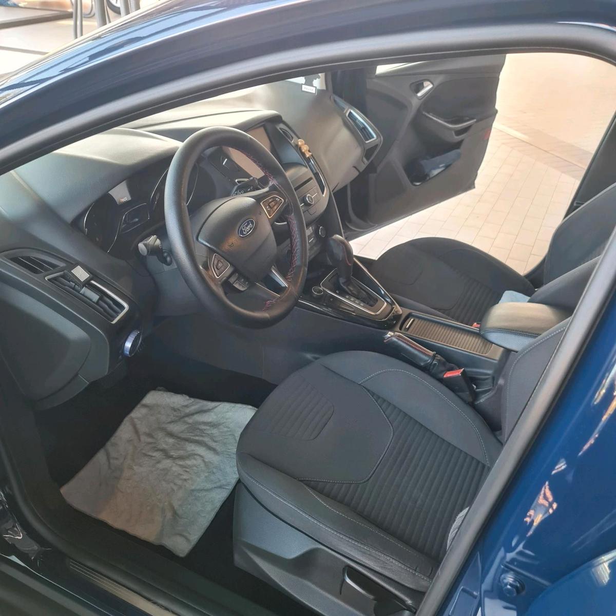 Ford Focus 2015 — photo 5