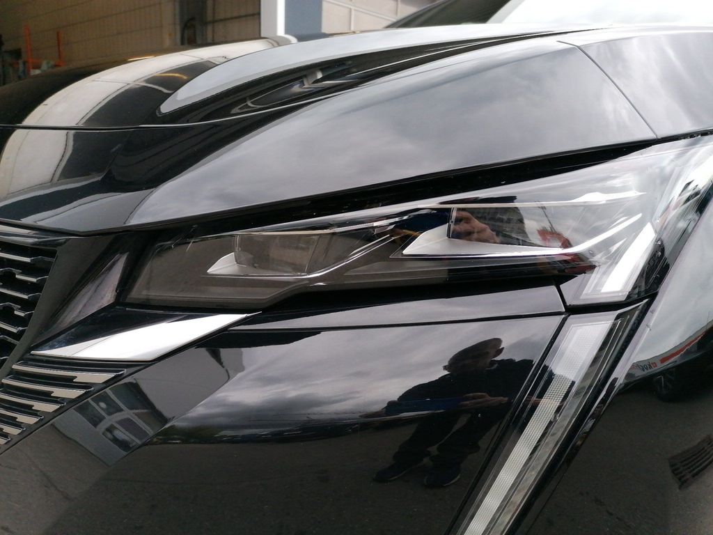 Peugeot 308 — fotografia 3