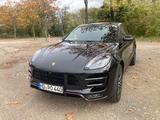 Porsche Macan Turbo mit Performance Paket Turbo mit ...