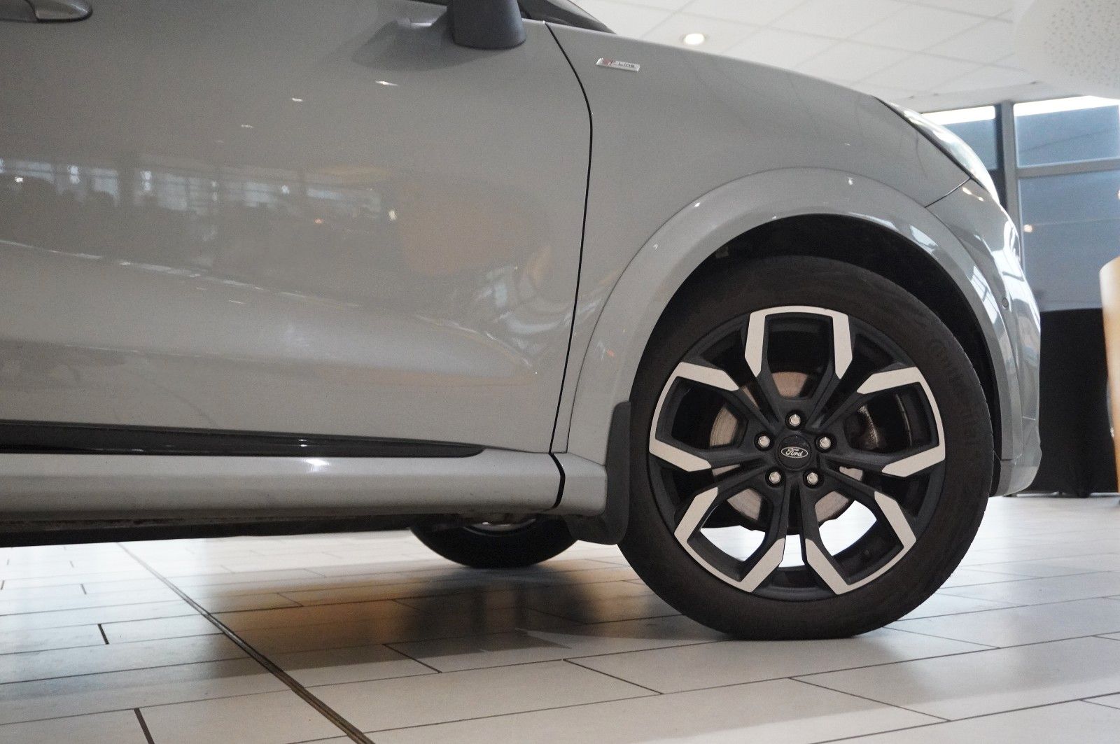 Fahrzeugabbildung Ford Puma 1.0 ST-LINE X NAVI/LED/KAMERA/SPORT/B&O/AHK