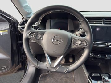 Fotografie des Opel Corsa Elegance AT Leder Kamera LED Sitzheizung
