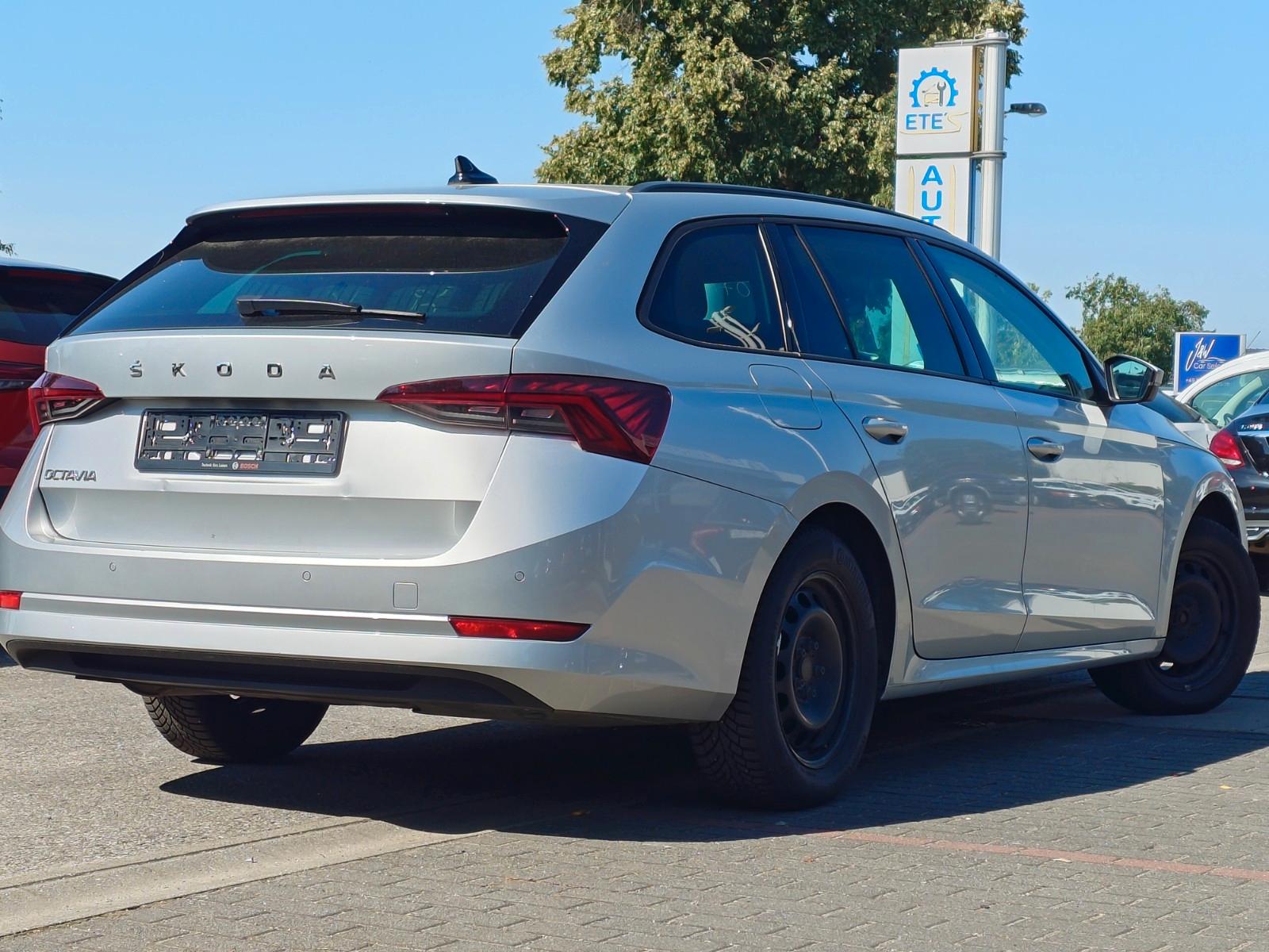 Skoda Octavia Combi Ambition 2.0TDI 116PS 6-G*FULL-LED