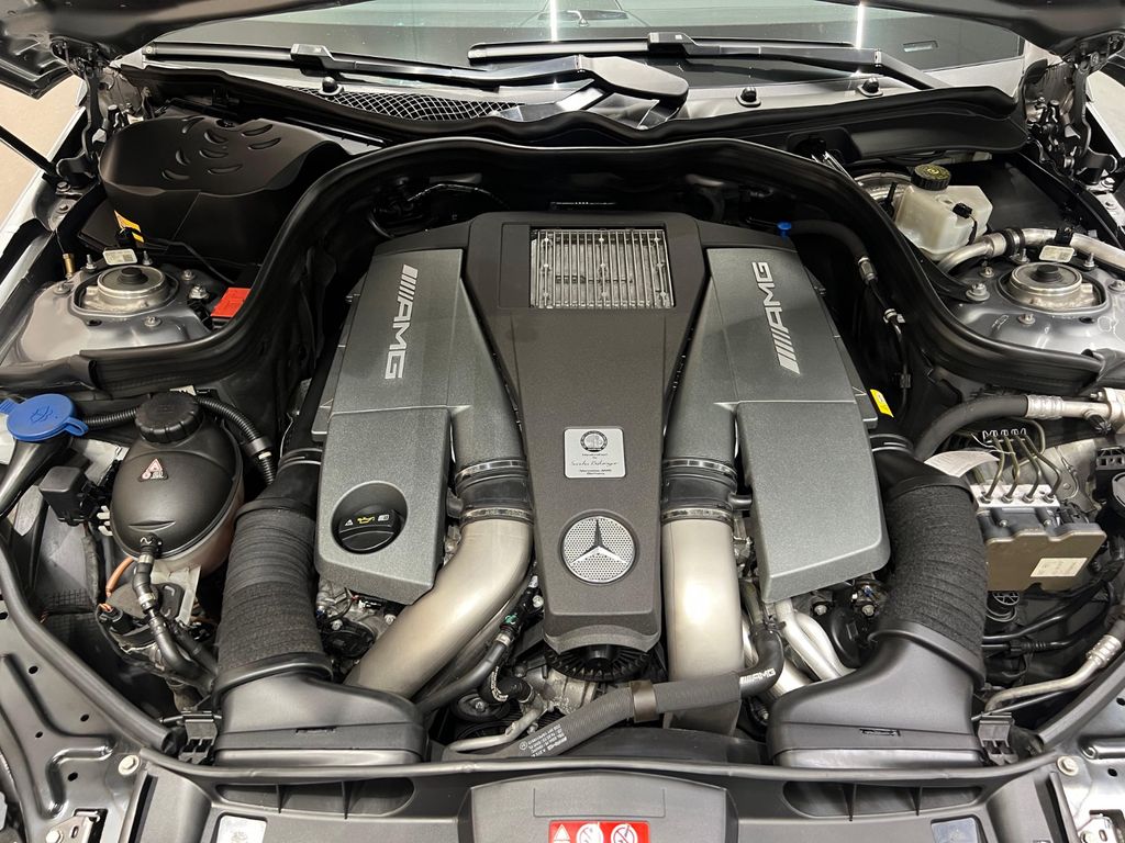 Mercedes-Benz E 63 AMG E63 AMG S 4M *PANORAMA*V-MAX*DISTRONIC*360°*