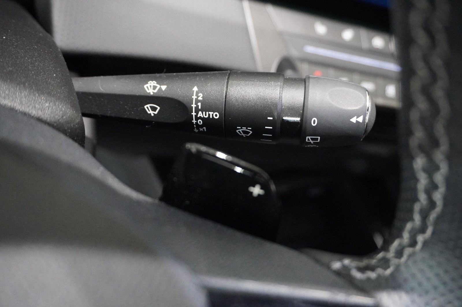 Fahrzeugabbildung Opel Astra L Lim. 1.6T PHEV GSe NAVI/LED/360°/SPORT