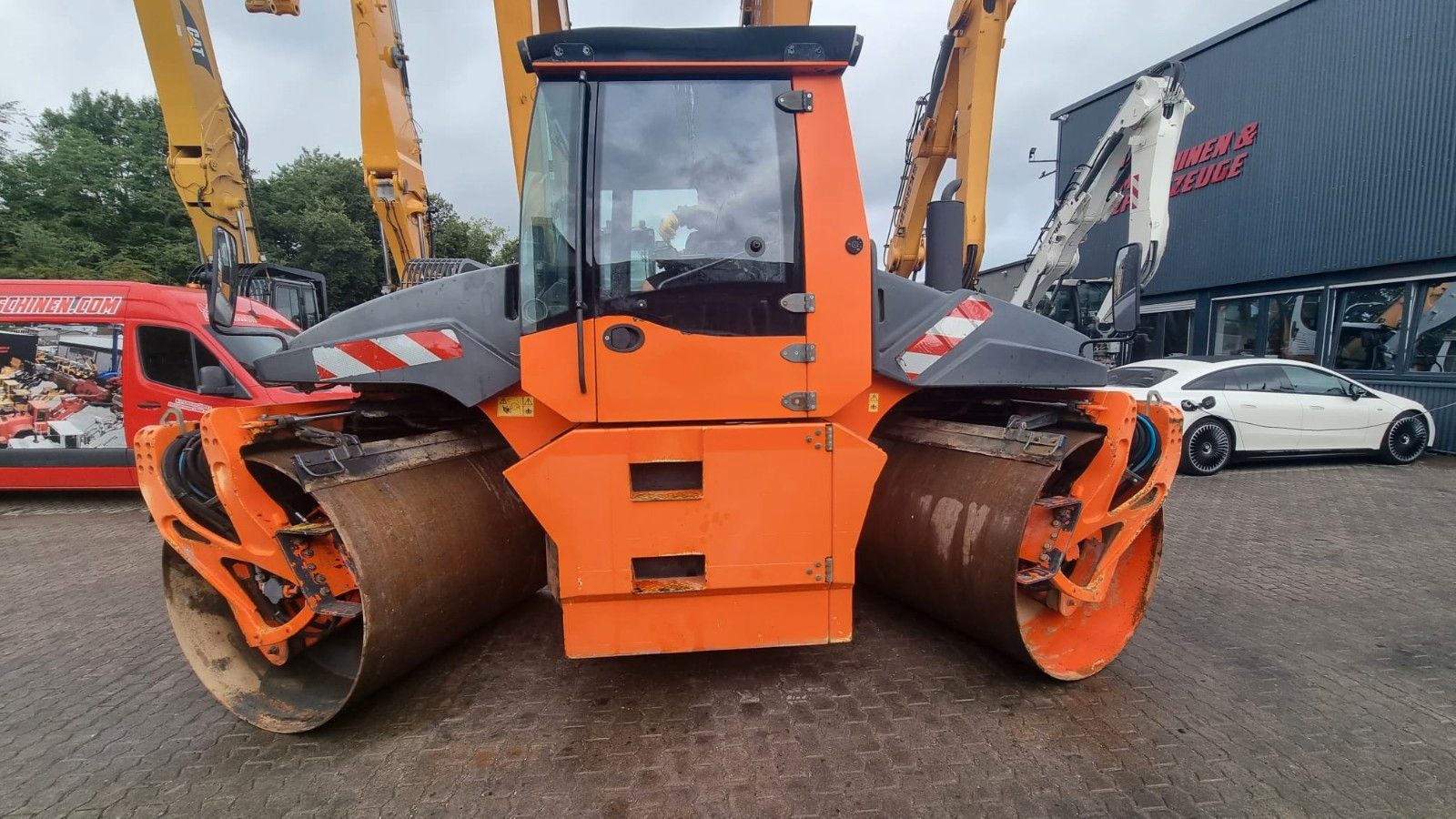 Fahrzeugabbildung BOMAG BW 174 AP Tandem