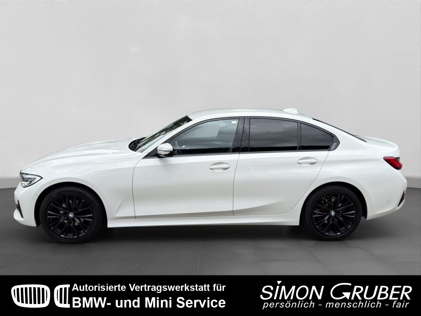 Fahrzeugabbildung BMW 318 i Adv Shadow HUD SHZ Innovationspaket Kamera