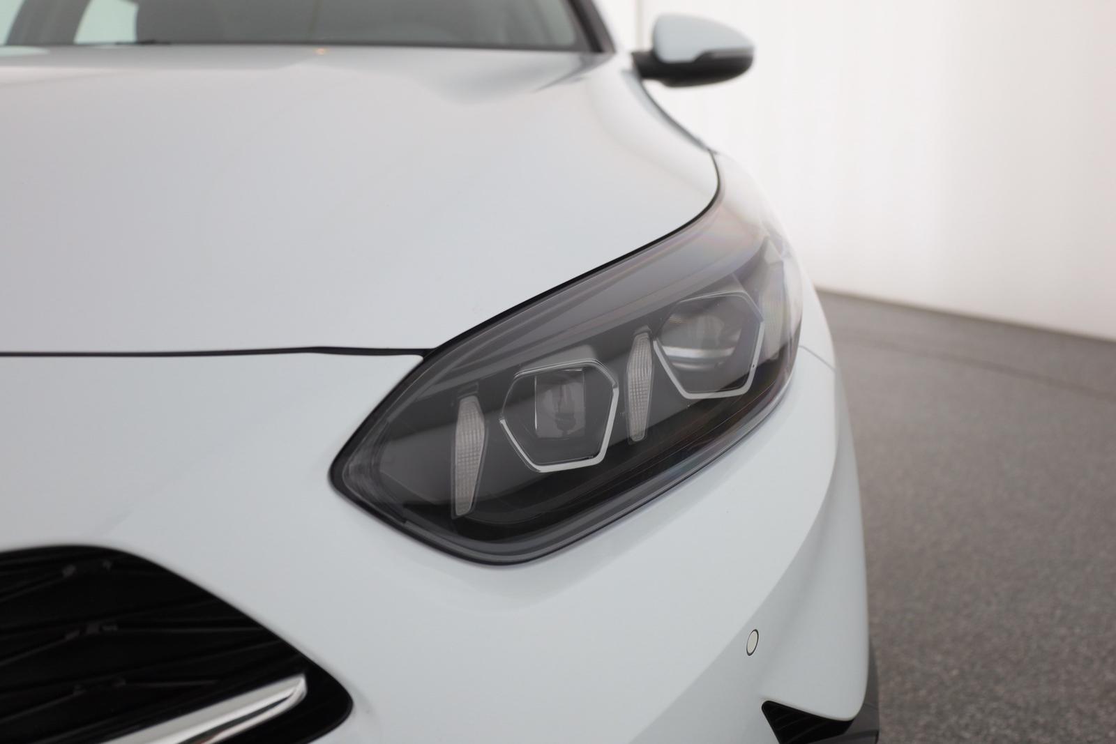 Kia Ceed SW 1.6 CRDi DCT7 LED Navi Kamera AHK ACC