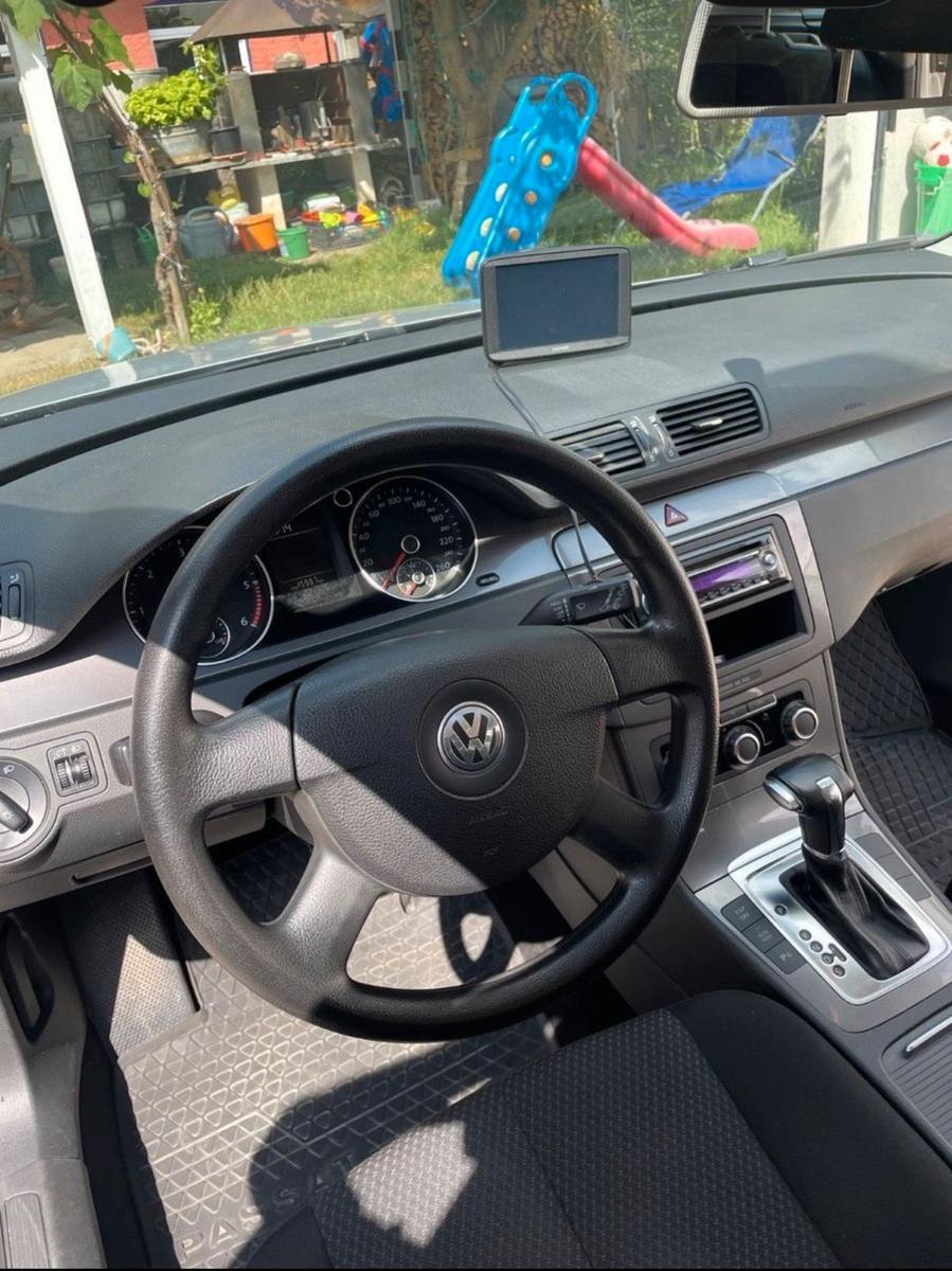 Volkswagen Passat 2010 — photo 5
