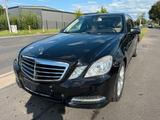Mercedes-Benz E 250 Lim. CGI BlueEfficiency *NAVI*BI-XENON* - Mercedes-Benz E 250 in Bonn