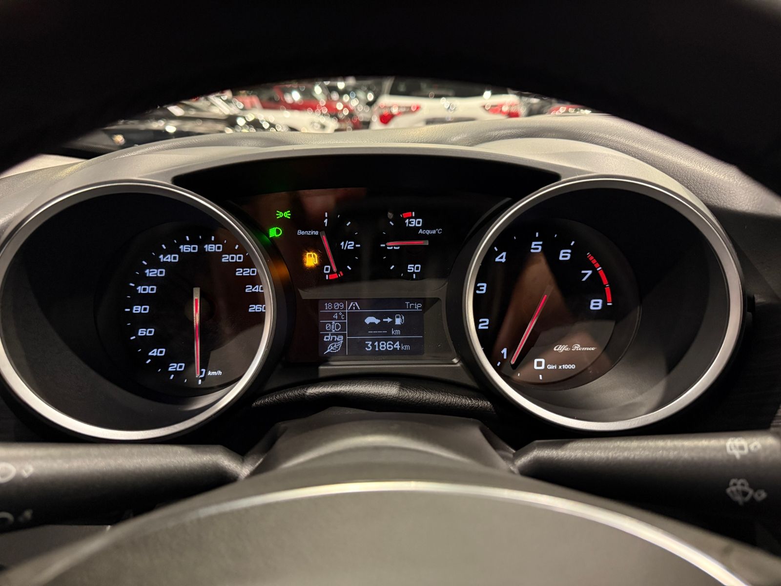 Fahrzeugabbildung Alfa Romeo Giulietta 1.4 TB KLIMA NAV 16"-ALU