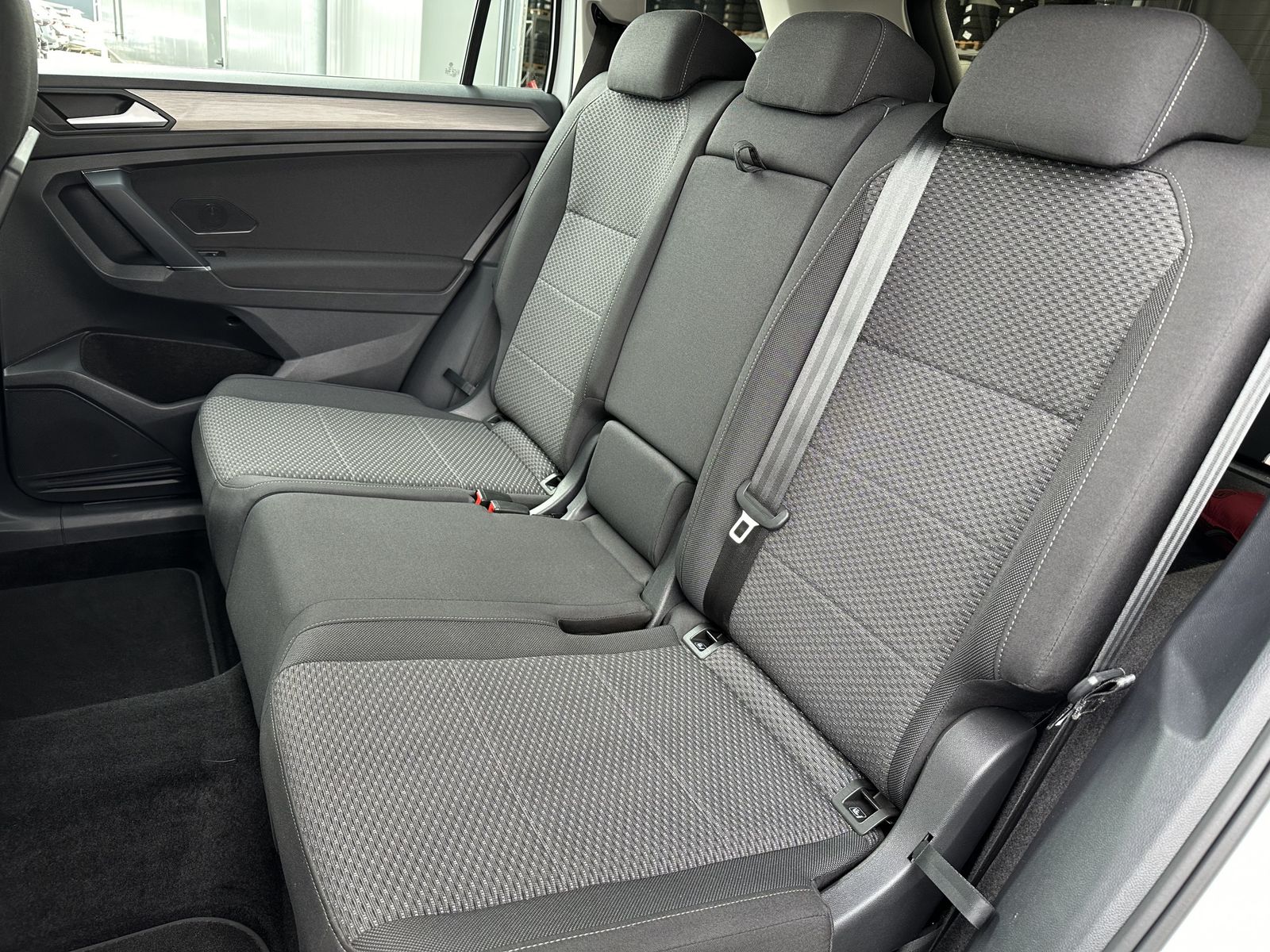 Fahrzeugabbildung Volkswagen Tiguan Allspace 2.0 TDI DSG 4M CL NAV+ACC+KAMERA
