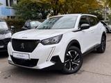 Peugeot 2008 1,5 BlueHDI 130*Automatik*Navi*Kamera 180°* - Peugeot 2008 Gebrauchtwagen in München