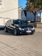 Mercedes-Benz E 200 KOMPRESSOR AVANTGARDE  - Mercedes-Benz E 200: Kompressor Avantgarde