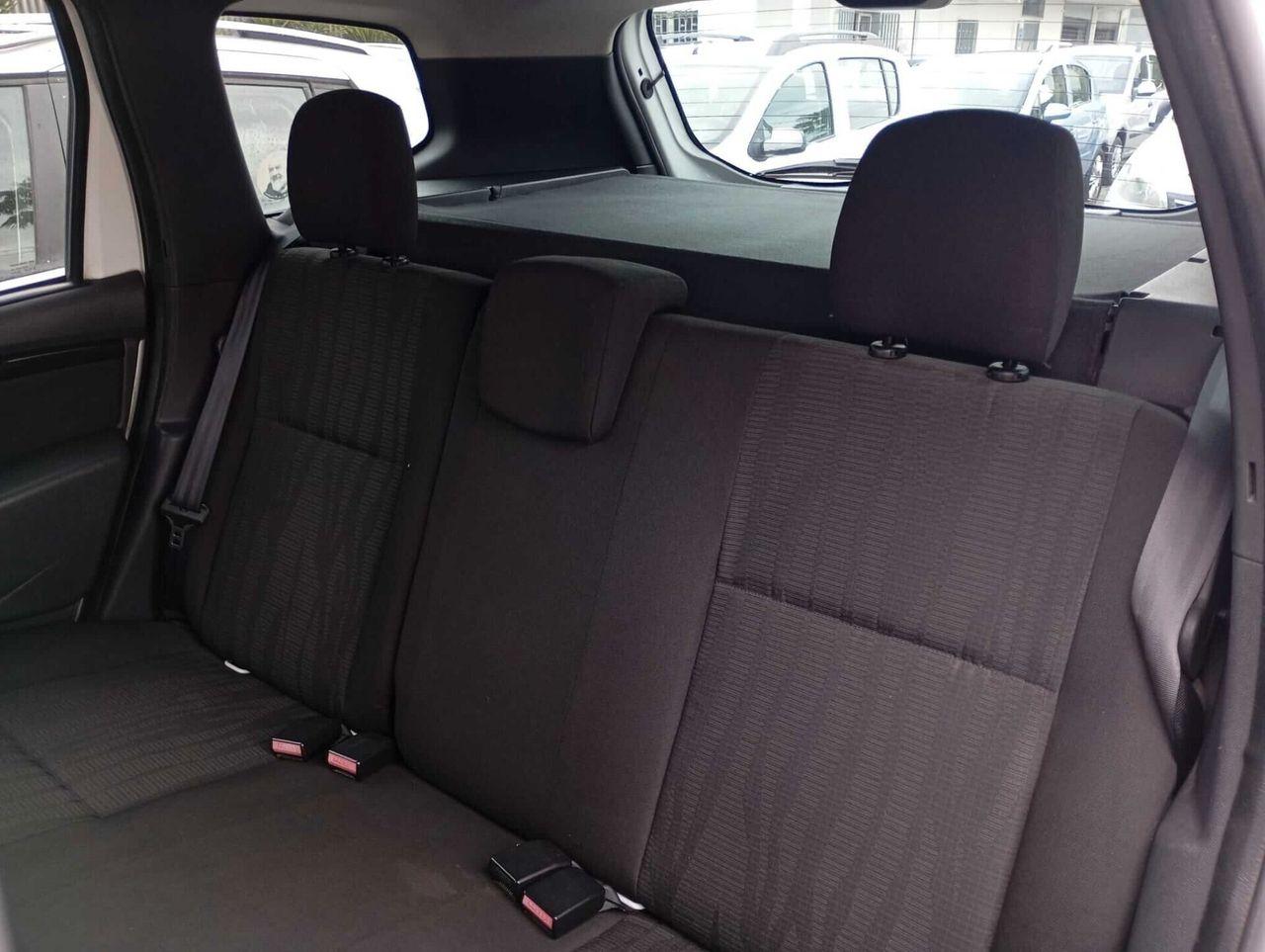 Dacia Duster 2011 — photo 11