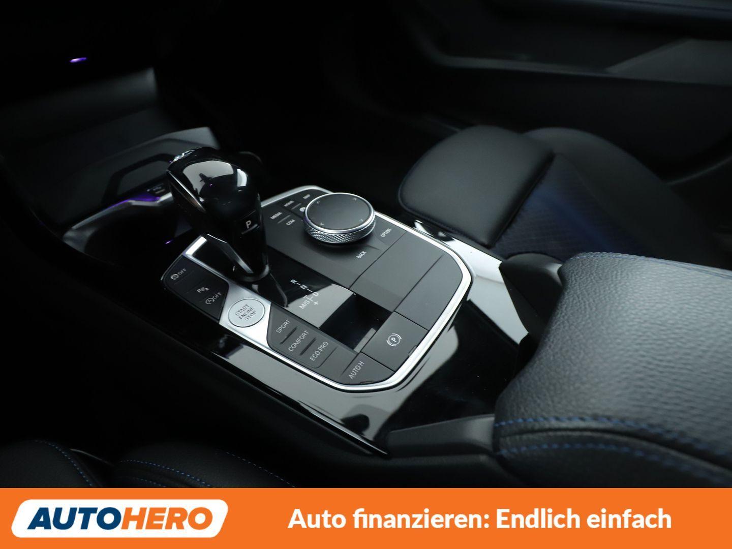 BMW 1er 118i M Sport Aut.*NAVI*TEMPO*PDC*SHZ*ALU*