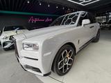 Rolls-Royce Cullinan 6.8 V12*BLACK BADGE*STARLIGHT - Rolls-Royce Cullinan Gebrauchtwagen