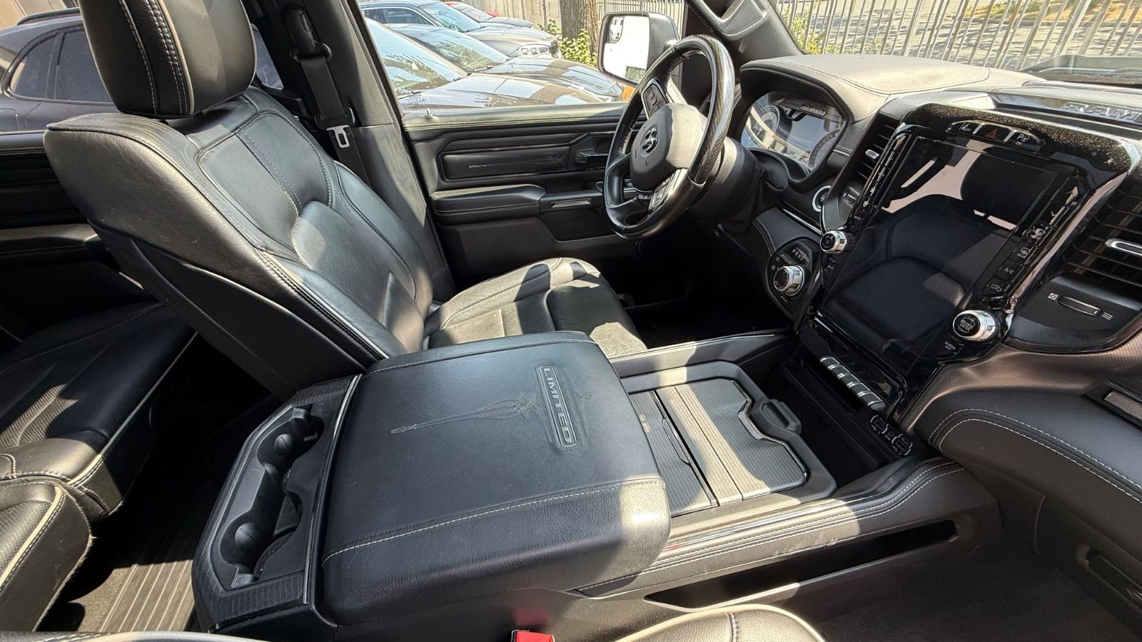 Fahrzeugabbildung Dodge RAM Limited Night Edition RAM BOX