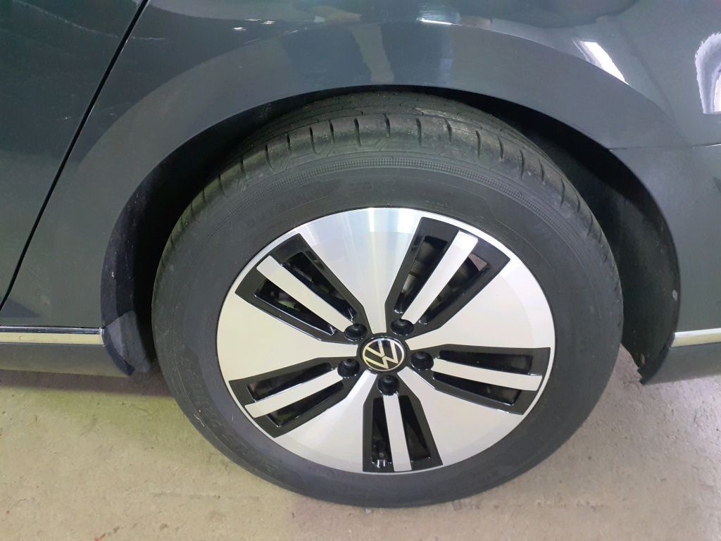 Volkswagen Passat Variant Passat GTE Variant 1.4 TSI eHybrid 160kW AHK*PDC