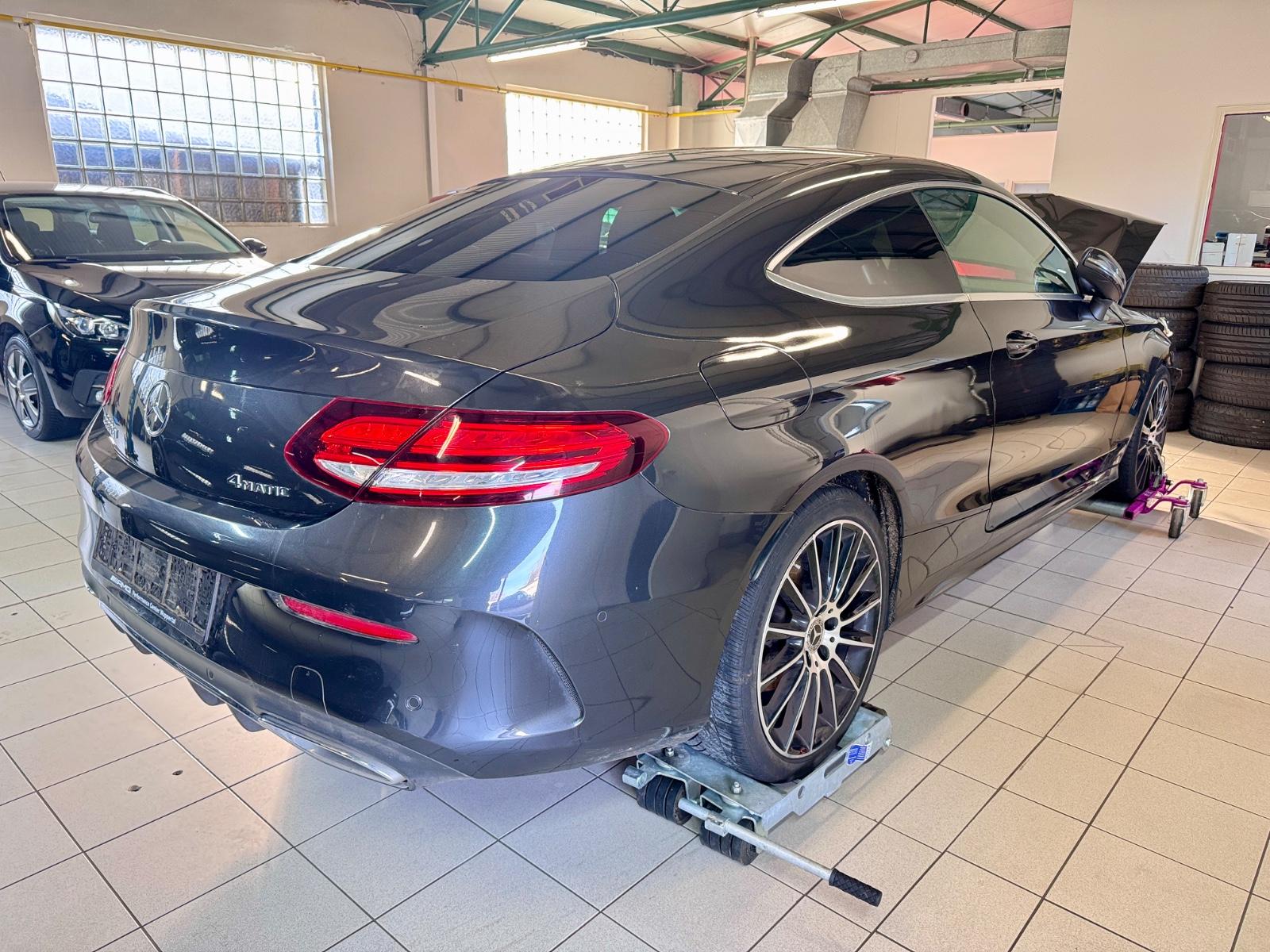 Mercedes-Benz C 220 d Coupe 4Matic AMG