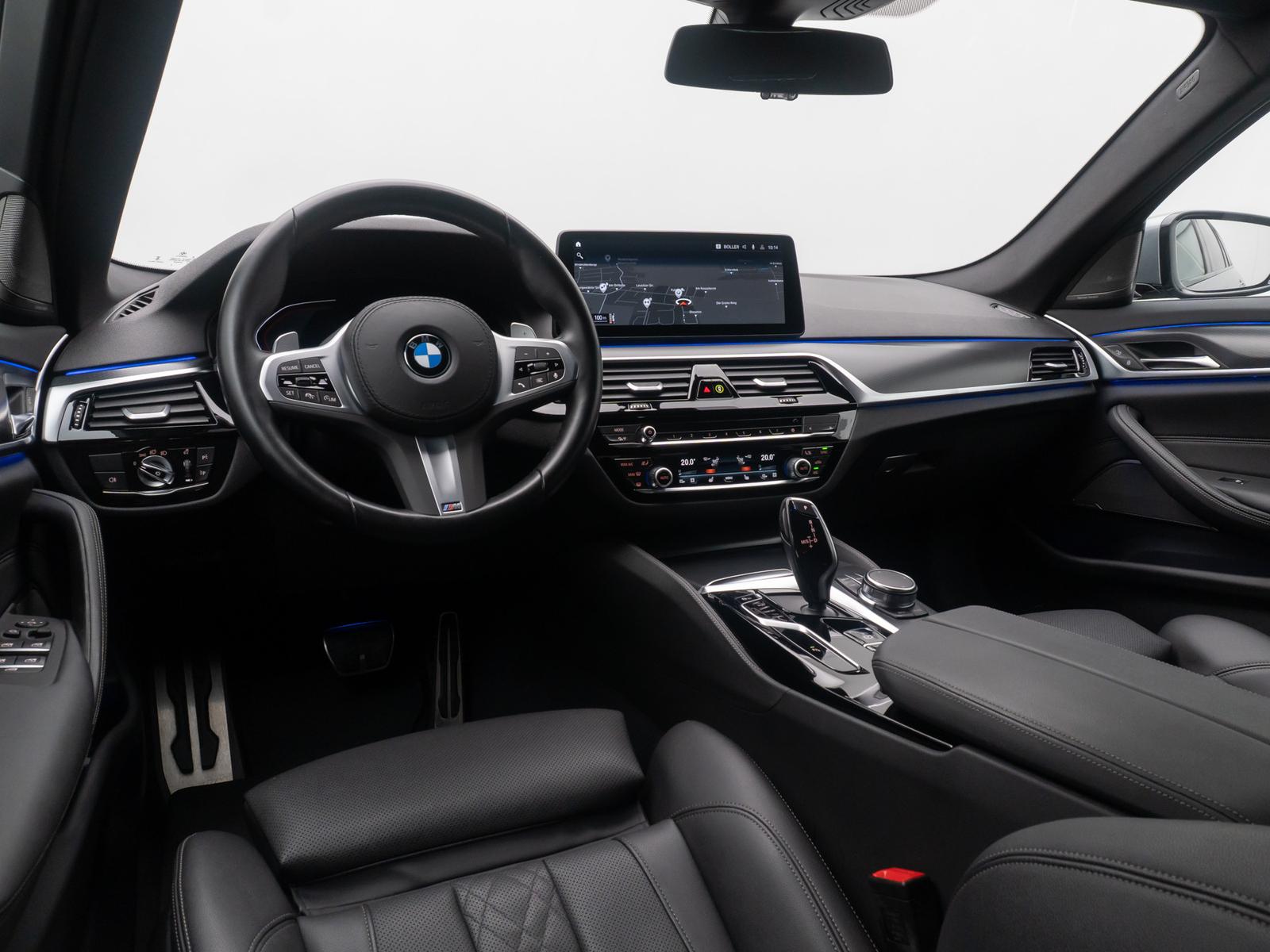 BMW 520d xD M Sport HUD DAB Alarm H/K Kamera AHK 19"
