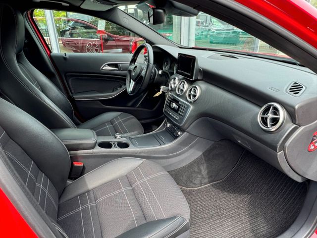 MERCEDES-BENZ A 200 BlueEfficiency