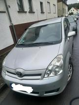 Toyota corolla verso 7 sitzer - Toyota Corolla Verso mit Benzin-Antrieb: Kombi