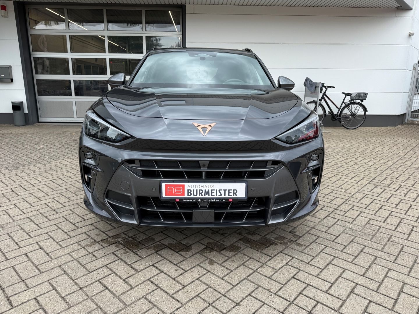 Fahrzeugabbildung CUPRA Terramar 2.0 TSI 4drive VZ HUD AD Pano Navi LED