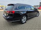 Volkswagen Passat Var. R Line 4Motion*Led*Kamera*Top* - Volkswagen Passat Variant mit Diesel-Antrieb: Kombi