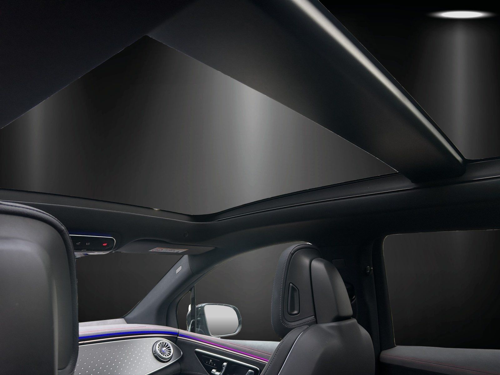 Fahrzeugabbildung Mercedes-Benz EQE300 SUV AMG Premium DISTRO Pano 22KW Memo 21"