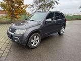 Suzuki Grand Vitara 1.9 DDIS Club Allrad - Suzuki Grand Vitara Club mit Diesel-Antrieb