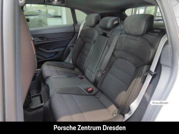صورة مصغرة 22 لـ 2025 Porsche TAYCAN