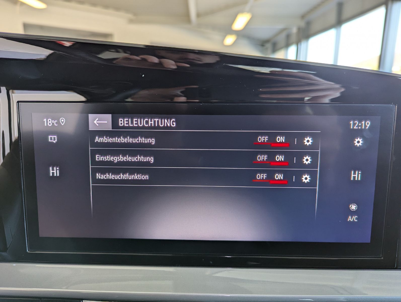 Fahrzeugabbildung Opel Mokka 1.2 Ultimate Aut. Winter-Paket Kamera ACC