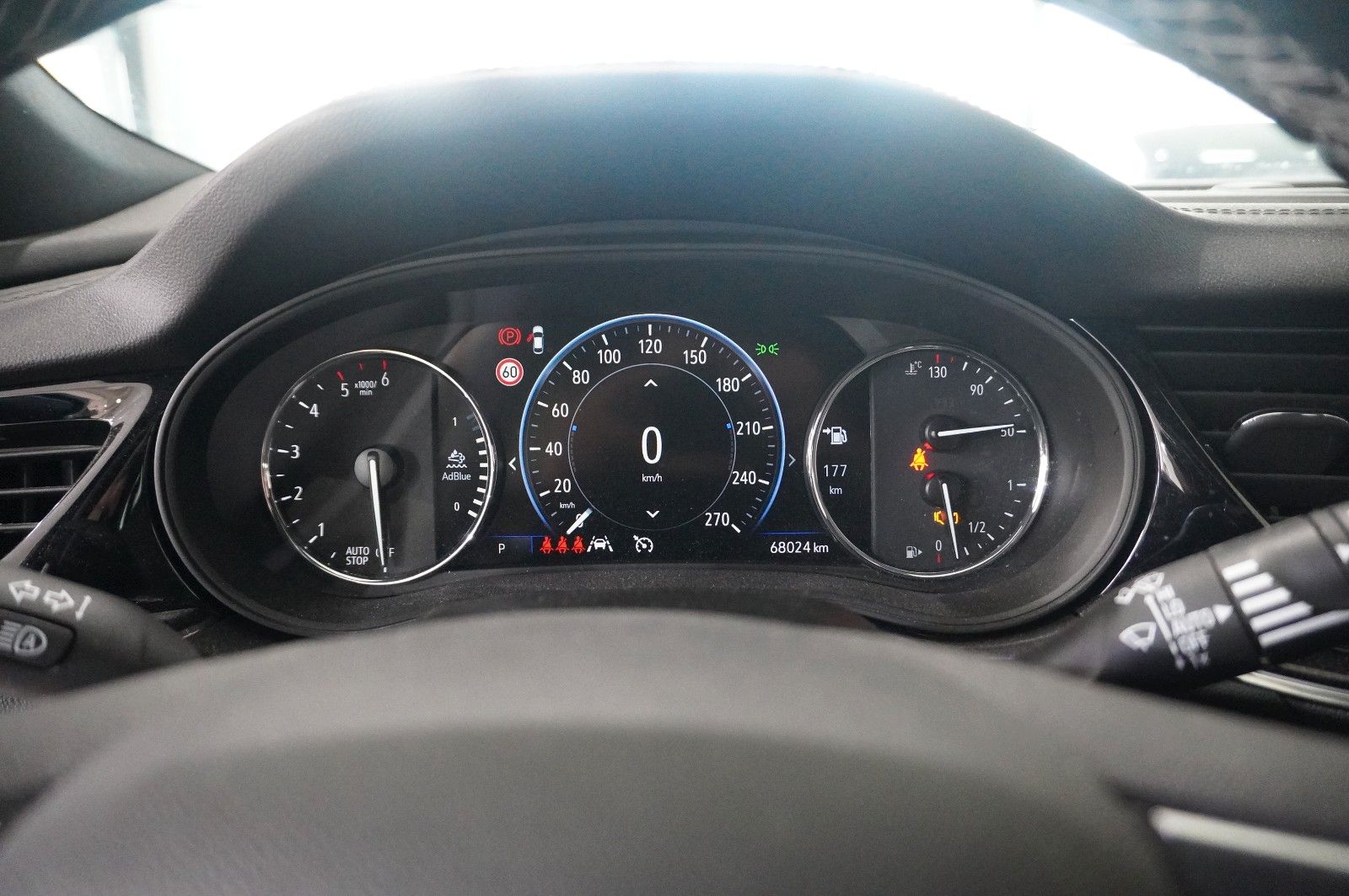 Fahrzeugabbildung Opel Insignia B ST 2.0D ELEGANCE NAVI/LED/KAMERA/AHK