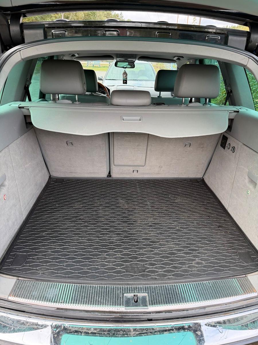 Volkswagen Touareg 2006 — photo 7