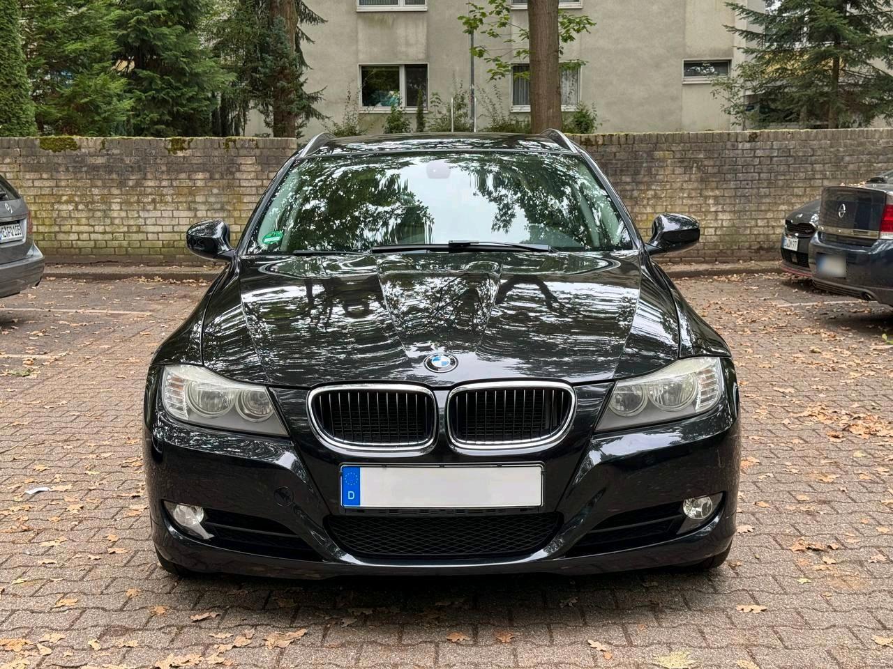 BMW 318 2012 — photo 6