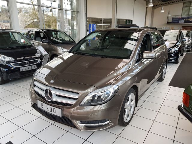 Mercedes-Benz B 200 SPORTS PANO XENON SHZ NAVI HOLZ LADERRAUM